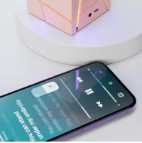 Rubik's cube shaped mini portable speaker - Image 6